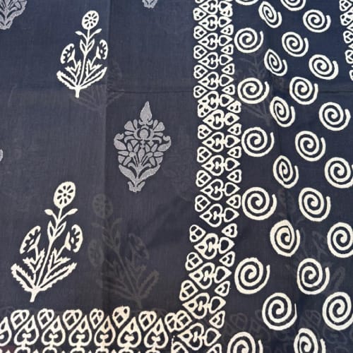 Jaipur Cotton black with white saree - Image 2